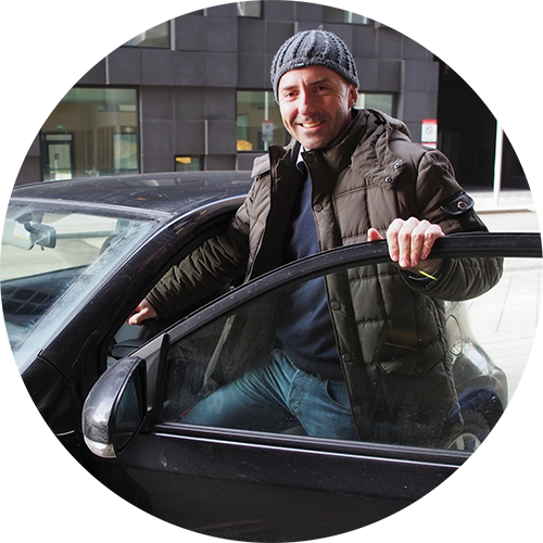 DNB-megler Sverre Martin Hagh førte tidligere opp kjøregodtgjørelsen etter hukommelsen. Nå sparer han både tid og penger med det norskutviklede produktet Autogear.